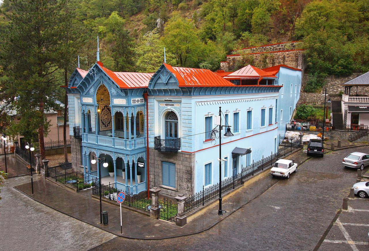 Golden Tulip Borjomi Hotel Buitenkant foto