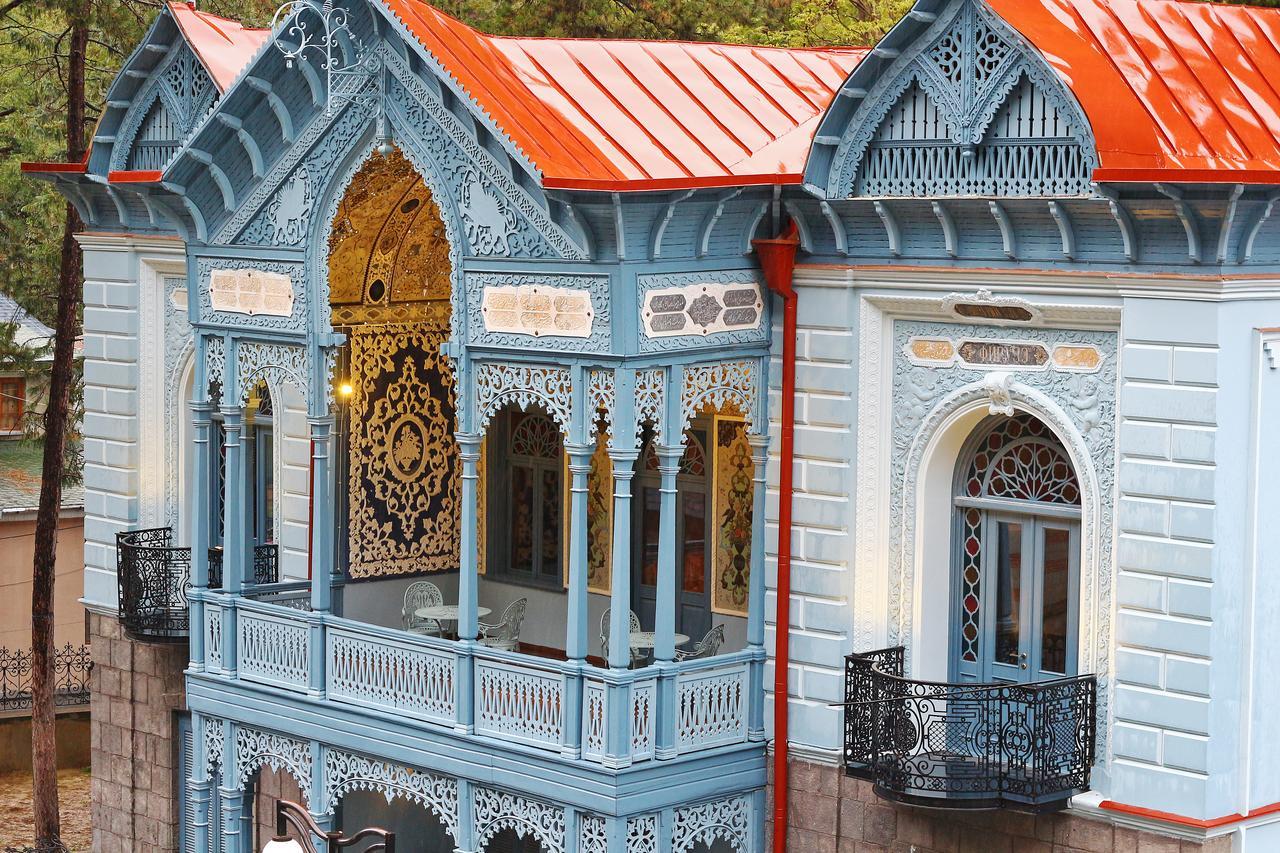 Golden Tulip Borjomi Hotel Buitenkant foto